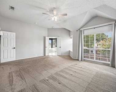 11002 Brandenberg Drive - Photo Thumbnail 16