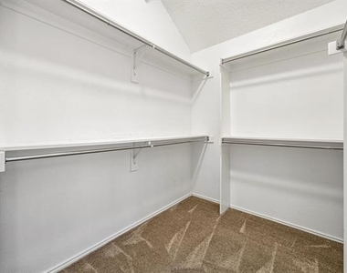 11002 Brandenberg Drive - Photo Thumbnail 19