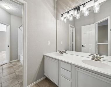 11002 Brandenberg Drive - Photo Thumbnail 24