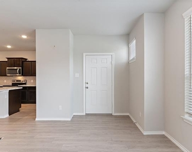 2833 Bellflower Drive - Photo Thumbnail 20