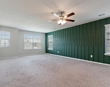 2833 Bellflower Drive - Photo Thumbnail 23