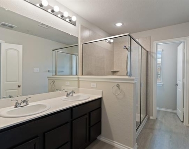 2833 Bellflower Drive - Photo Thumbnail 2