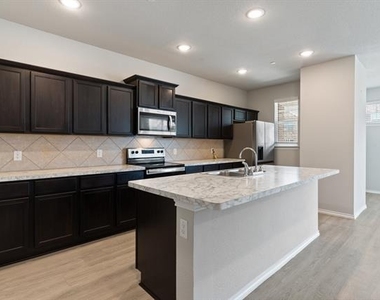 2833 Bellflower Drive - Photo Thumbnail 22