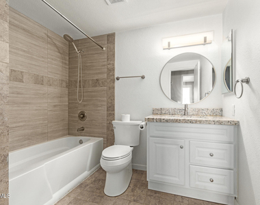 1512 W Mariposa Drive - Photo Thumbnail 16