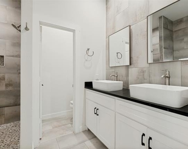 4503 Frank Street - Photo Thumbnail 6