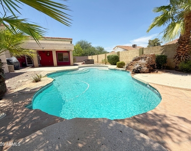 2102 W Knox Road - Photo Thumbnail 27