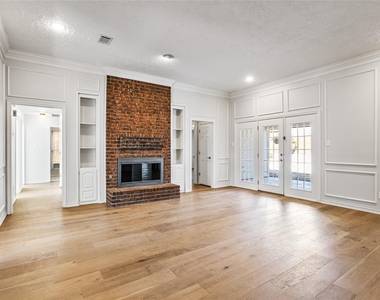 2942 Woodland Hills Drive - Photo Thumbnail 7
