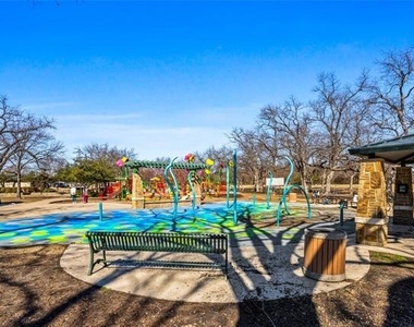 2942 Woodland Hills Drive - Photo Thumbnail 31