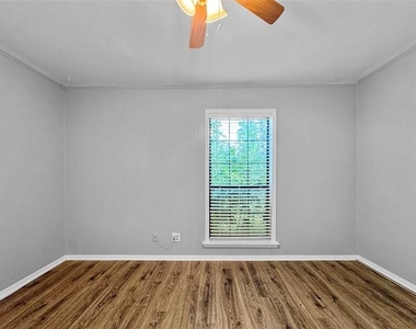 1319 Wisteria Way - Photo Thumbnail 5