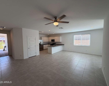 11023 W Atlantis Way - Photo Thumbnail 10