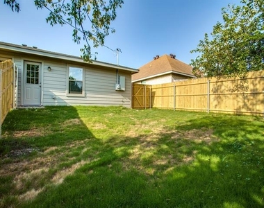 8106 Tanner Avenue - Photo Thumbnail 25