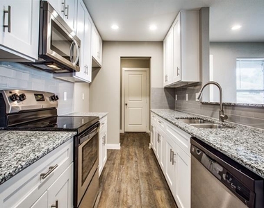 8106 Tanner Avenue - Photo Thumbnail 2