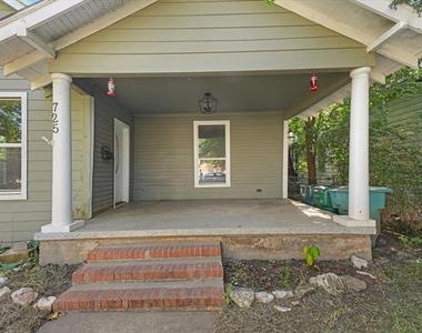 725 S Walnut Street - Photo Thumbnail 2