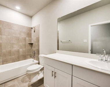 605 Cedar Springs Drive - Photo Thumbnail 20