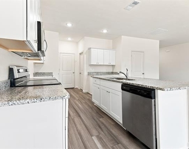 6520 Calico Lane - Photo Thumbnail 10