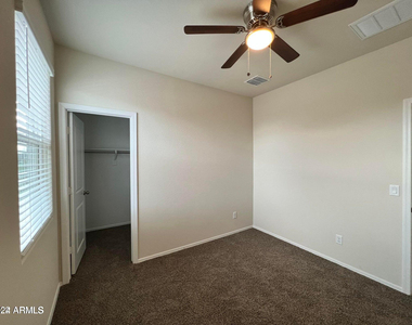 1058 W Avalon Canyon Drive - Photo Thumbnail 6