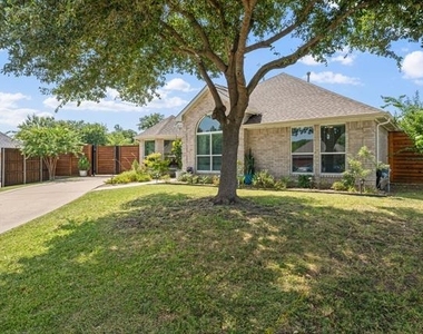 6402 Bluebonnet Drive - Photo Thumbnail 1