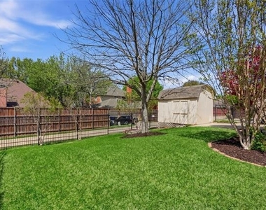 6613 Barclay Lane - Photo Thumbnail 29