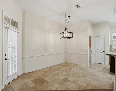 6613 Barclay Lane - Photo Thumbnail 15