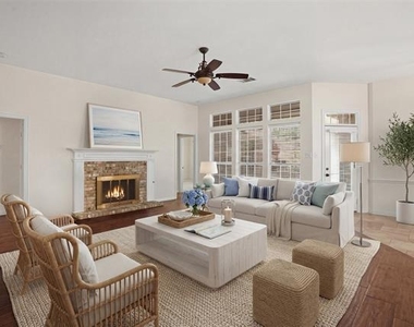 6613 Barclay Lane - Photo Thumbnail 3