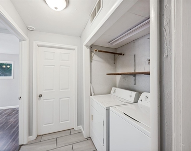4009 Anita Avenue - Photo Thumbnail 17