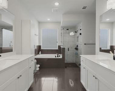 913 Gingham Street - Photo Thumbnail 13