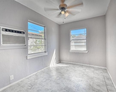 3330 Utah Avenue - Photo Thumbnail 9