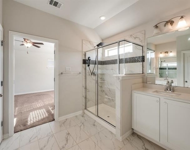 2152 Bailey Street - Photo Thumbnail 17