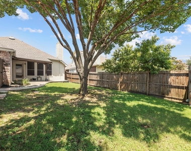 6257 Dark Forest Drive - Photo Thumbnail 21