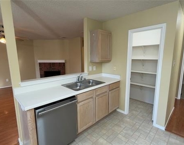 5356 Royal Birkdale Drive - Photo Thumbnail 5