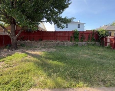 5356 Royal Birkdale Drive - Photo Thumbnail 16