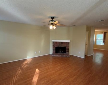 5356 Royal Birkdale Drive - Photo Thumbnail 2