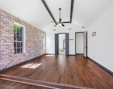 5170 Mohegan Lane - Photo Thumbnail 18