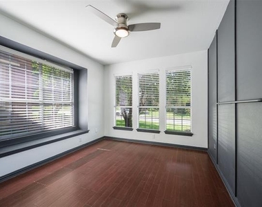 5170 Mohegan Lane - Photo Thumbnail 22