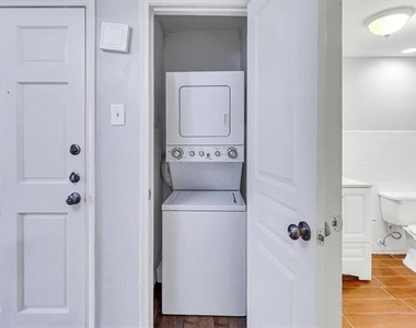 5881 Preston View Boulevard - Photo Thumbnail 9