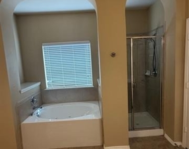 11490 La Grange Drive - Photo Thumbnail 24