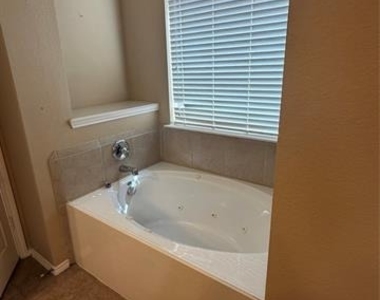 11490 La Grange Drive - Photo Thumbnail 17