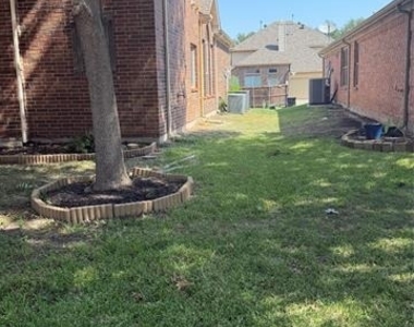 11490 La Grange Drive - Photo Thumbnail 2
