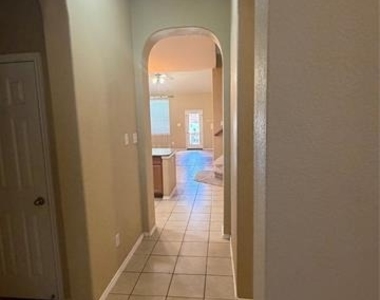 11490 La Grange Drive - Photo Thumbnail 8