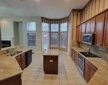5708 Seneca Drive - Photo Thumbnail 5