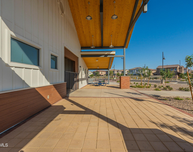 644 S Heron Lane - Photo Thumbnail 41