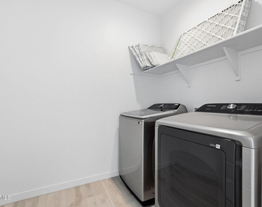 644 S Heron Lane - Photo Thumbnail 31