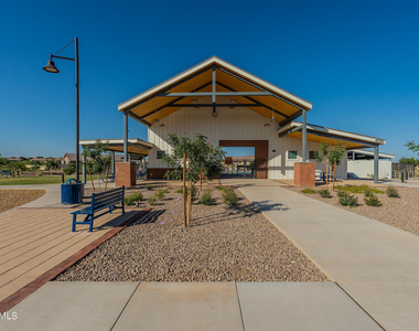 644 S Heron Lane - Photo Thumbnail 39