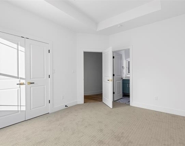 1022 Bow Street - Photo Thumbnail 35