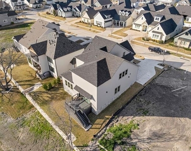 1022 Bow Street - Photo Thumbnail 39