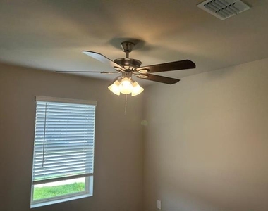 1613 Tin Roof Road - Photo Thumbnail 4