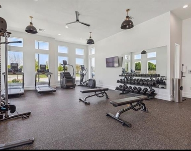 522 Cottagewood Drive - Photo Thumbnail 3