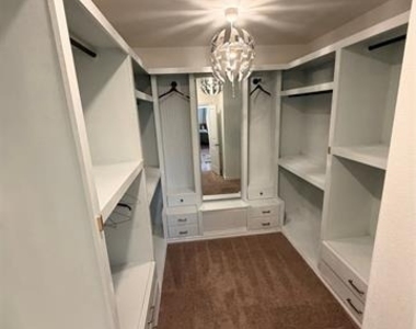 3120 Riddler Way - Photo Thumbnail 16