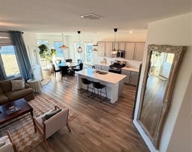 3120 Riddler Way - Photo Thumbnail 1
