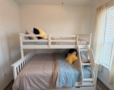 3120 Riddler Way - Photo Thumbnail 13